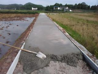 4人接力帮扶 落后小山村走上乡村振兴路