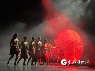 观四季轮回浪漫！现代舞剧《二十四节气·花间十二声》在贵阳演绎中式美学！