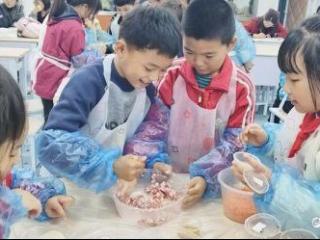 东昌府区劳动学科基地片区教研活动在育红小学举行