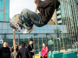 露台化身“天空运动场” 南西NANXI都市时尚运动季在中信泰富广场开赛