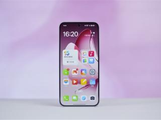 翅膀纹理灵动吸睛！OPPO Reno13图赏