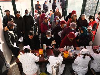 东海县牛山街道汤庄村：三甲医疗进乡村 健康关爱暖人心