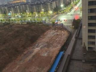 市民反映南昌新建区一道路迟迟未完工