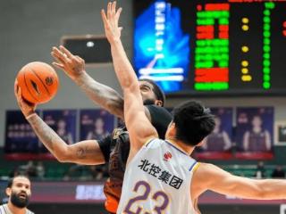 山东103-93战胜北控 球员评价：2人满分，5人及格，5人崩盘