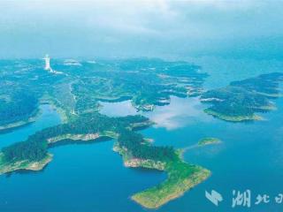 跟着总书记看中国丨这杯“南水”里的人民江山