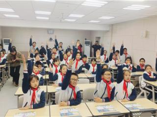 文明礼仪知识竞赛走进支农里小学