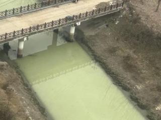 徐州鼓楼区：废液倾倒致河道恶臭 犯罪嫌疑人已被控制