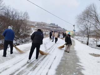 以雪为令 闻雪而动——济南市莱芜区苗山镇启动三级清雪除冰应急响应