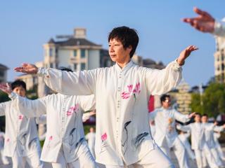 江西南丰：展太极风采“拳”释健康新生活