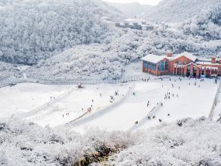 贵州滑雪季开启 畅享冰雪盛宴