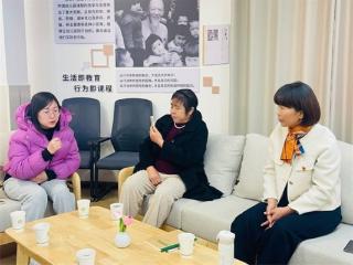 淄博市淄川区实验幼儿园：一对一倾听 心与心交流