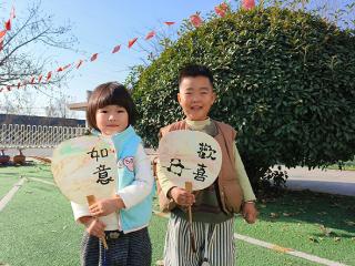 “我们的中国梦”——文化进万家|青岛市即墨区大信街道开展非遗漆扇进校园活动