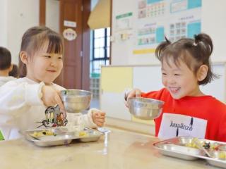 凭“食”力全省出圈！百合幼教集团获评山东省营养健康食堂