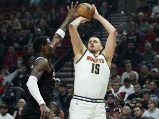 西部排名又乱了：灰熊创NBA奇迹，快船冲到第5，勇士掉到第10