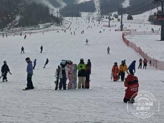 吉致冰雪 激情相约｜ 这个冬天，滑雪必不可少