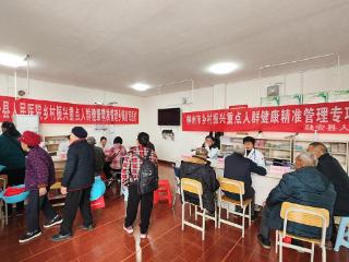 柳铁中心医院开展“乡村振兴重点人群健康精准管理巡回医疗”活动