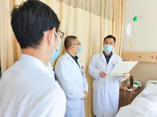 55岁男子腰疼半年，检查发现肿瘤侵占大半个肾……