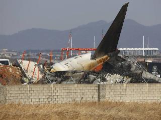 韩国客机碰撞起火事故已致176人死亡事件脉络