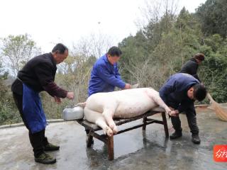 【新春走基层】贵州石阡：有一种乡愁叫“回家吃刨汤”