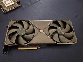 NVIDIA RTX 5090公版显卡拆解！