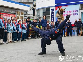 警营开放日 警民互动共庆“人民警察节”