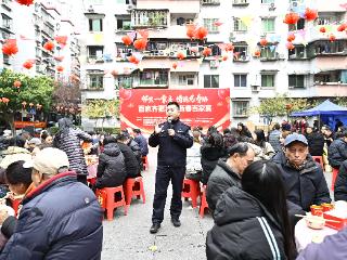 普法纪实｜社区新春百家宴 民警送来“普法大餐”