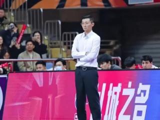 新疆92-82击败江苏，来看发布会刘炜和阿不都说了什么？