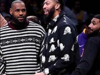 苏群:NBA球星给山火家庭捐款800万很扯 被烧的都是富豪根本不差钱