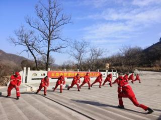 “比武”砺“精兵” “实战”提“效能” 泰山景区玉泉寺管理区开展森林防火技能大比武