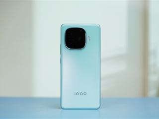 新一代电量怪兽！iQOO Z10 Turbo Pro将配7500mAh巨无霸电池