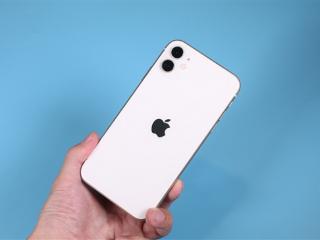 iPhone跌破3000元 国人疯抢！客服：苹果13不再上架 自营渠道不参与国补