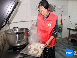 在五指山过年，从一碗热腾腾的饺子开始