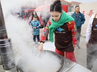 崂山区王哥庄大集喊你来，一口炫掉海鲜烩杠子头