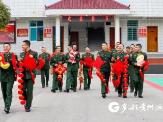 【新春走基层】年味拉满，贵州武警官兵张灯结彩迎新春