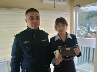 宜春交警袁州大队交警成功将失物归还失主