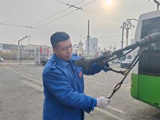 春节我在岗 共筑平安出行路