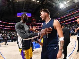 NBA｜东契奇出现在湖人训练馆 最快本周末登场