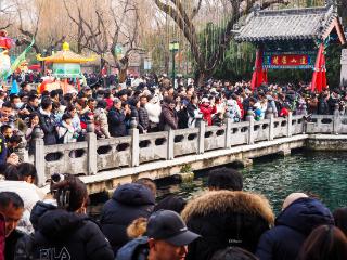 济南春节期间泉水水位很稳，泉水助推春节旅游持续高潮