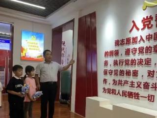 临沂新桥小学身边榜样刘佃臣：用爱与行动诠释教育初心