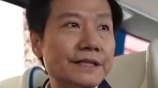 DeepSeek爆火全网 雷军曾劝年轻人要尽快学会AI