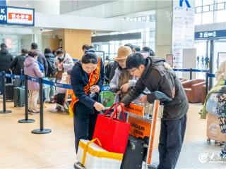 春节假期青岛机场出入境客流持续提升 累计保障航班4082架次