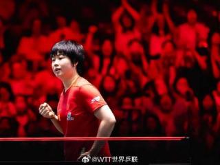 谦虚!蒯曼谈3-0爆冷王曼昱:和曼昱姐打是下风球 我有些擦网运气球