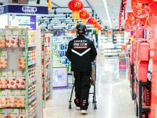 首个“非遗”春节点燃小城消费，顺丰同城多地单量同比增长数倍