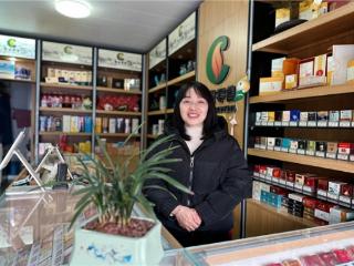 兰乡小店的破茧蝶变：从暗淡街角到魅力花境