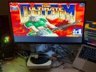 万物皆可DOOM！苹果Lightning转HDMI转接头竟也能玩《毁灭战士》