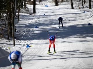 越野滑雪男子比赛10公里收获第五，王强将继续拼搏