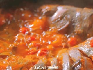 【三餐四季】寻味贵州：红酸“符号”跃动味蕾 探店老凯俚酸汤鱼