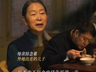 《六姊妹》：老四老五争夺亡父遗产，戳痛多少“传统”父母的自尊