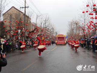 福山区清洋街道：喜庆秧歌闹元宵 非遗锣鼓响清洋