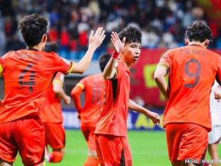 U20亚洲杯国青队2-1击败卡塔尔夺开门红 蒯纪闻刘诚宇进球